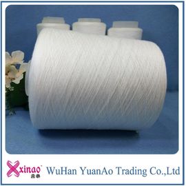 China Polyester-Twist-Ring gesponnenes Polyester-Garn-rohes weißes Material 100% oder Schmiere gefärbte Farbe fournisseur
