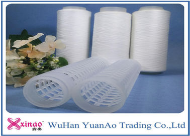 Kundenspezifisches rohes weißes hohes Hartnäckigkeits-Polyester-Garn, 100% Polyesternähgarne