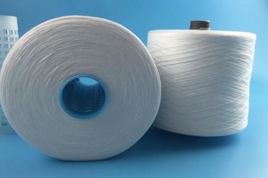 China 1.25KG pro Kegel-40/2 keine Knoten spann Polyester-Garn für Nähgarn auf färbendem Rohr fournisseur
