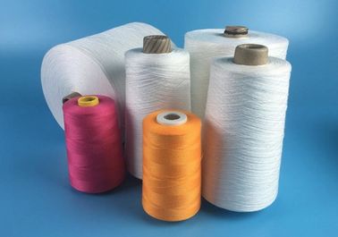 China 1.67kg/Kegel-Papier-Polyester-Garn-hohe Hartnäckigkeit Ringspun-Art Kern spannen Faden fournisseur