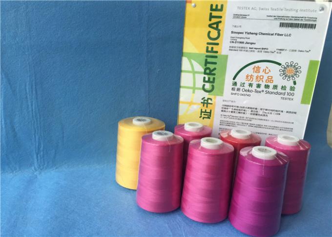 Polyester-Spinnfaser 100%, die TFO-Garn, gefärbten Ring-Polyester-Kern gesponnenen Faden näht